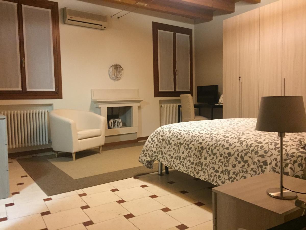 B&B Via Garibaldi ロニーゴ エクステリア 写真
